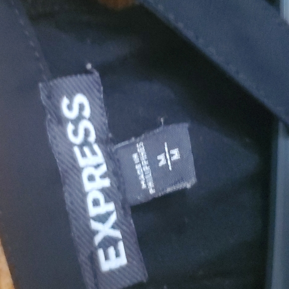 Express Medium - Picture 2 of 2